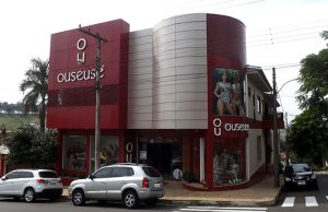 Ouseuse comemora 25 anos com Carlinhos de Jesus