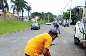 Operação tapa-buraco continua a todo vapor em Mococa