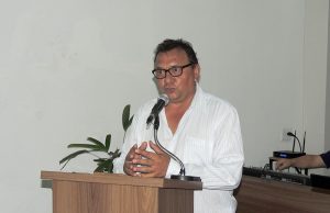 Cadeiras para o Velório Municipal é a solicitação do vereador Adauto Guerzoni ao prefeito Paulo Gornati