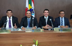 Vereadores na primeira sessão ordinária da Câmara Municipal de Monte Santo, após o recesso, apresentam 24 Requerimentos