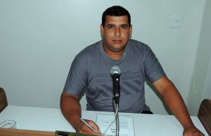 João Crente solicita uma ampla reforma na Estação Rodoviária para torná-la mais bonita e confortável para os usuários