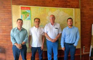 Instalação de redutores de velocidade na entrada do Parque Industrial foi um trabalho de Hugo Zotti com apoio do deputado Cássio Soares