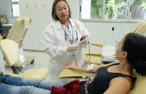 Aprovado fim de restrição à doação de sangue por homossexual