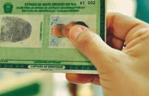 Justiça condena motorista por uso de documento falso