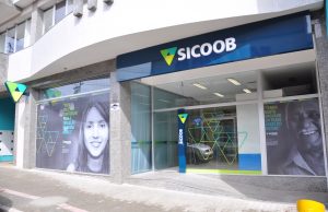 Sicoob registra 506 milhões de transações em agosto, recorde na história do sistema