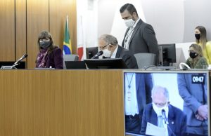 Dívida pública cresce 24% em menos de três anos em Minas
