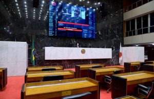 Fala de Bolsonaro contra vacina obrigatória é criticada