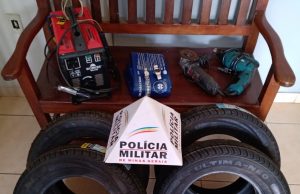 Polícia Militar localiza após denúncia anônima veículo e ferramentas furtadas