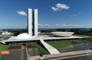 STF veta possibilidade de Maia e Alcolumbre serem reeleitos para presidir Câmara e Senado