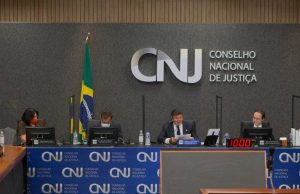 Acordo divulga serviços do Disque 100 e Ligue 180 em cartórios e tribunais de Justiça