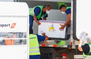 Minas Gerais recebe mais de 190 mil doses da vacina contra a covid-19 desenvolvida pela Universidade de Oxford