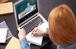 Pandemia amplia e acelera a busca por cursos superiores a distância