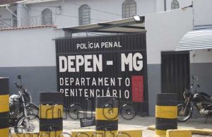Presos estouram cadeados e 23 fugiram do presídio em São Sebastião do Paraíso