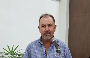 João do Kinca pede ao prefeito Caburé a instalação de uma caçamba para depositar lixo na estrada rural do bairro Mandu