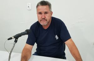Atendendo reclamações vereador Thieskin solicita troca da maca da ambulância que transporta doentes do Distrito de Milagre