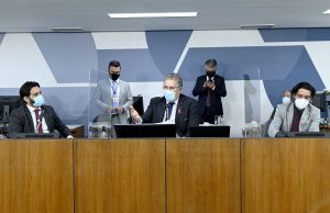 Burocracia afasta investimentos em ferrovias no Estado