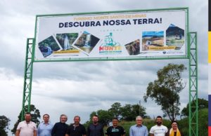 “Monte Santo de Minas tem se dedicado a desenvolver o turismo e a cultura da região e pode contar com o apoio da Secult”, disse Leônidas Oliveira ao visitar o município