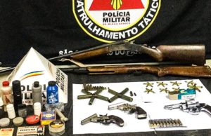 PM apreende armas após discussão de casal