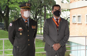 Presidente do TJMG recebe Medalha Dom Pedro II do Corpo de Bombeiros