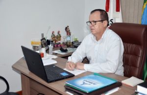 Prefeitos da AMOG decidem retornar as aulas no dia 7 de fevereiro
