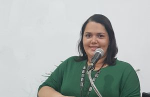Pronto Socorro Municipal necessita de linha telefônica 0800 e um número de celular, diz a vereadora Luciana Dias
