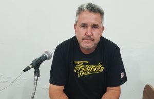 Microchips para identificação e controle de cães e gatos de rua através do programa “Conheça Seu Amigo”, foi a solicitação de Thieskin