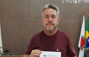 Moradores se queixam e Thieskin pede o recolhimento do lixo doméstico nas Chácaras Recreio