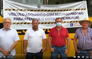 Entrega de um ônibus escolar para o Distrito de Milagre