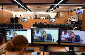 Governo nega terceirização de cargos na educação