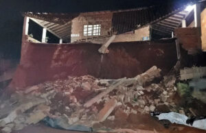 Obra e chuva fazem varanda de casa desabar em Guaranésia, MG
