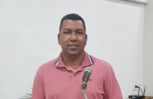 Uma iluminação mais condizente no interior dos prédios das Unidades de Educação Infantil foi a solicitação de Flavin Mathilha