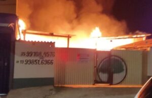 Incêndio de grandes proporções atinge marcenaria de Arceburgo, MG