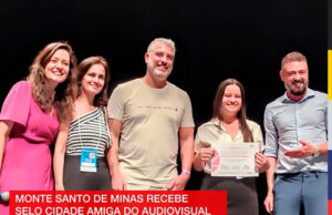 Ao receber o Selo Cidade Amiga do Audiovisual demonstra que Monte Santo de Minas está aberta a receber e incentivar a indústria cinematográfica