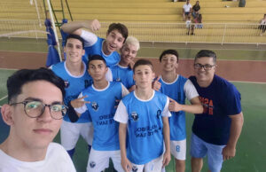 Vôlei masculino sub-17 de Monte Santo de Minas estreia com vitória na LIDARP