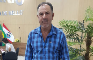 João do Kinka retoma as suas atividades no legislativo monte-santense