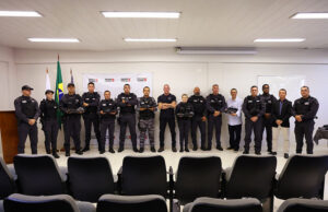 Governo de Minas entrega novas armas para a Polícia Penal