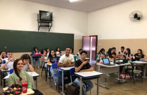 Minas Gerais se apresenta para mais um Enem como líder no ranking de pontuação entre estados e municípios