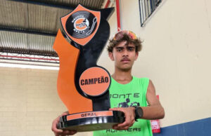 Gustavo dos Santos Silva, atleta de Corrida de Rua de Monte Santo de Minas, conquista uma vaga para o Pan-Americano 2024, que será realizado na Colômbia