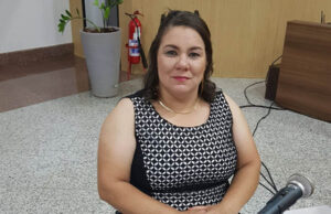 Juliana Garcia solicita conserto das lâmpadas queimadas na Rua Paulo Pelegrini, no bairro Bem-Te-Vi