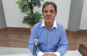 Paulinho Picolé solicita informações sobre as tratativas de cirurgias de alta complexidade com a Santa Casa de S. S. Paraíso