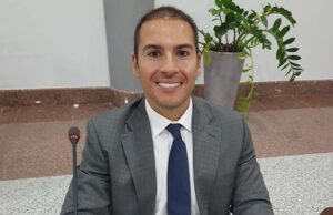 Vereador Hugo Zotti Rocha Solicita Uniformes e Barracas Móveis para Servidores Públicos de Monte Santo de Minas