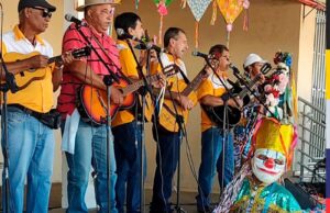 Folia de Reis: Celebração de Tradição e Fé em Monte Santo de Minas