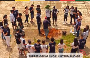 Escola Américo de Paiva promove plantio de árvores em ação de sustentabilidade