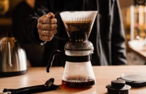 Como fazer café na Clever Dripper?
