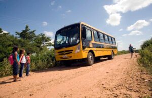 Vereador Propõe Água Potável em Ônibus Escolares da Zona Rural de Monte Santo de Minas