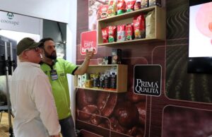 Cooxupé oferece serviços aos cooperados durante a Femagri 2025