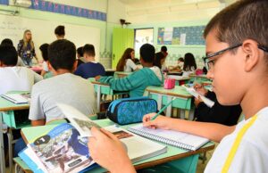 Saúde na escola: vereador propõe prioridade a estudantes em consultas especializadas