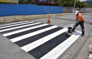 Vereador solicita nova pintura de faixas de pedestres nas ruas de Monte Santo de Minas