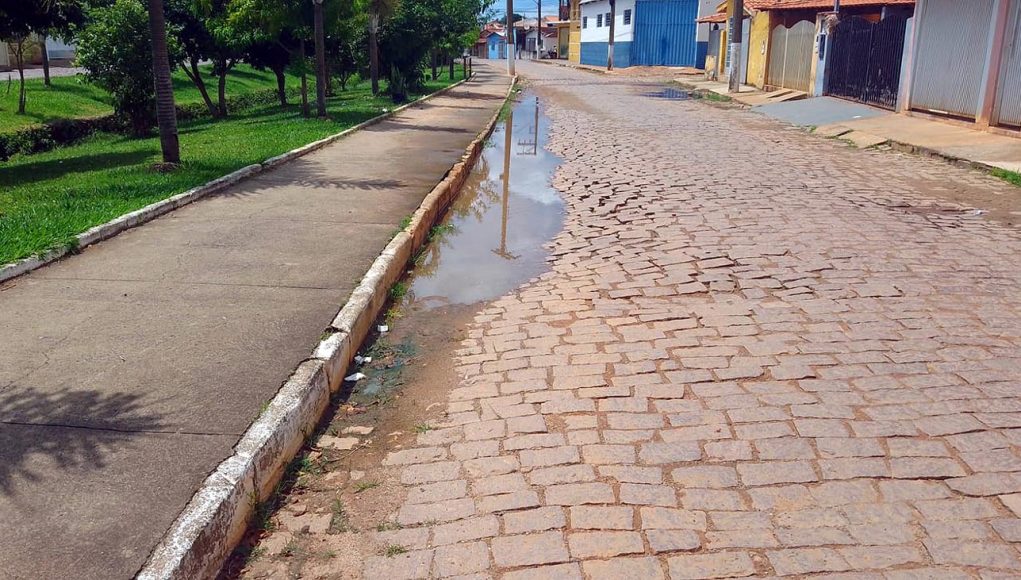 Solução para água empoçada em Monte Santo de Minas