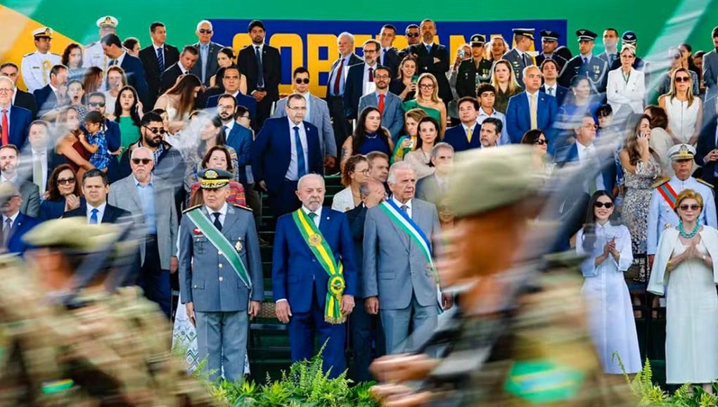 Lula participa de 7 de setembro com Fachin, Alcolumbre e Motta